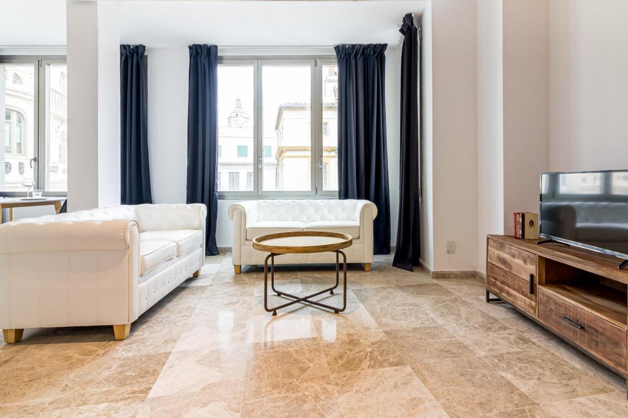 Saenz Suites Gallery By Bossh! Apartments マラガ エクステリア 写真