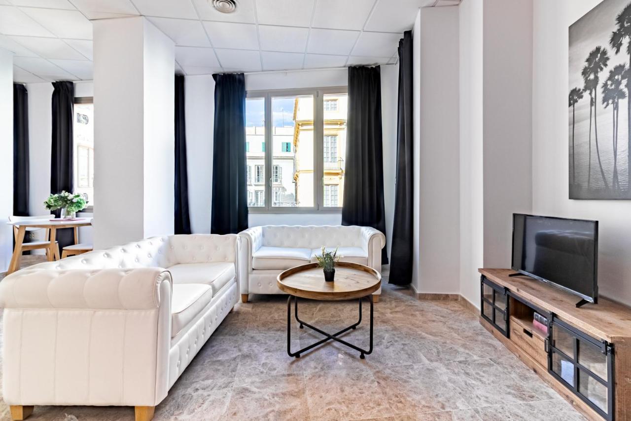 Saenz Suites Gallery By Bossh! Apartments マラガ エクステリア 写真
