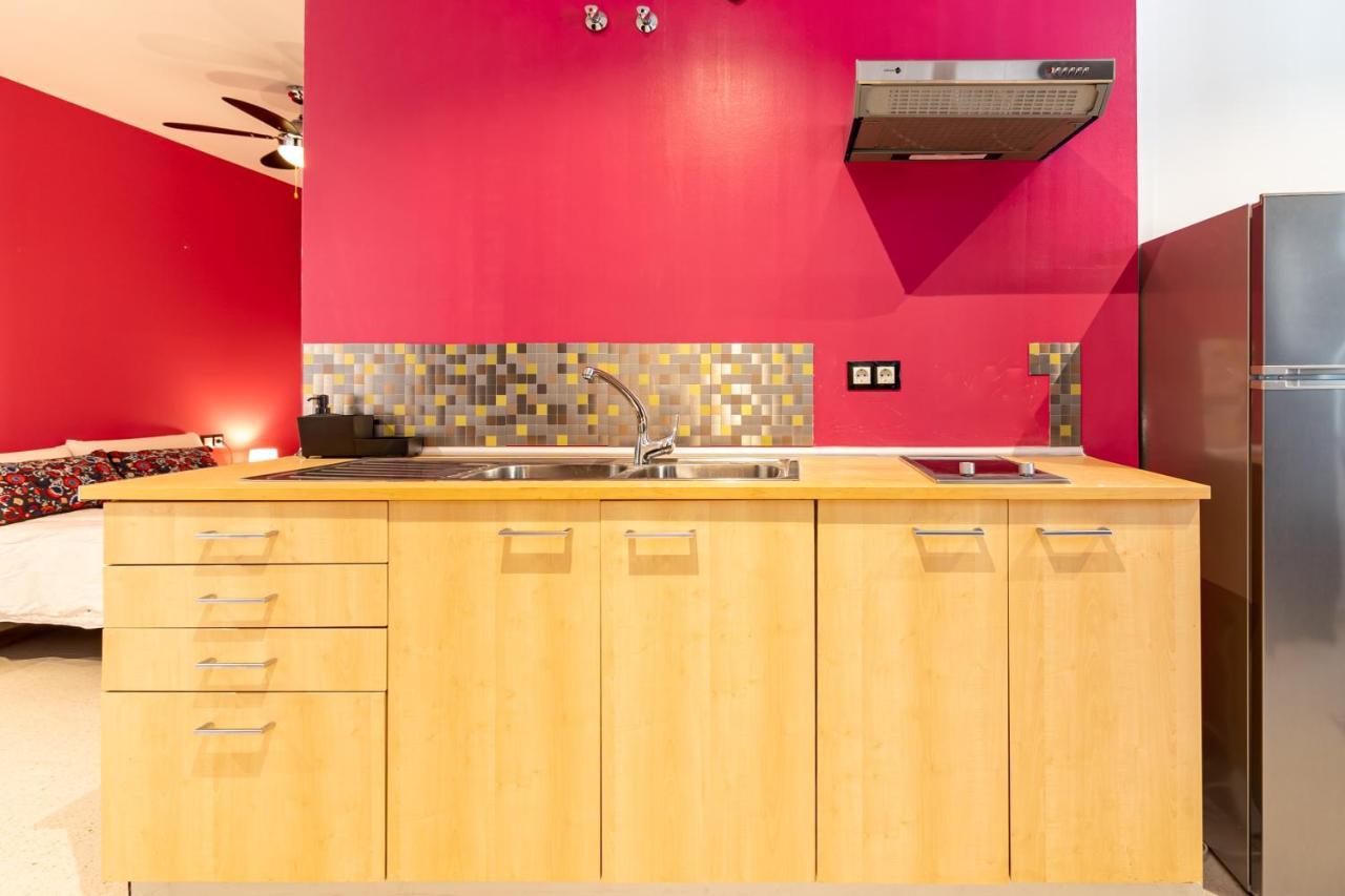 Saenz Suites Gallery By Bossh! Apartments マラガ エクステリア 写真